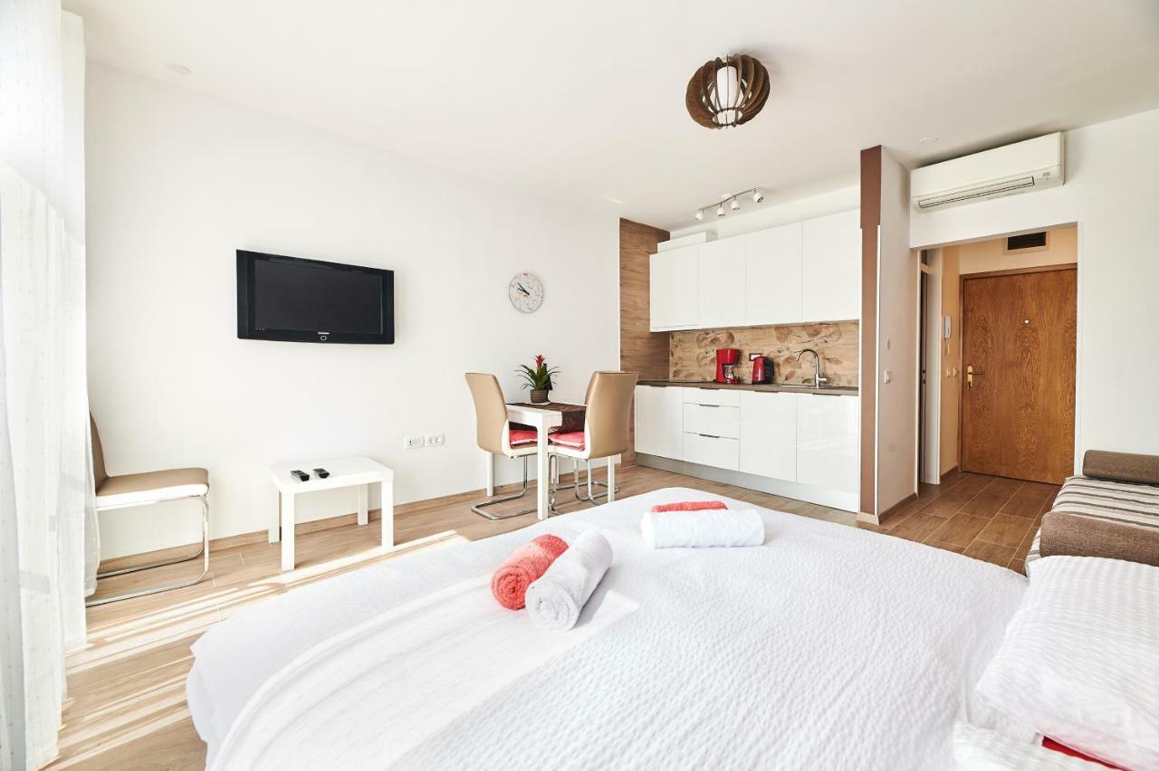 Studio Apartman Lena Умаг Экстерьер фото